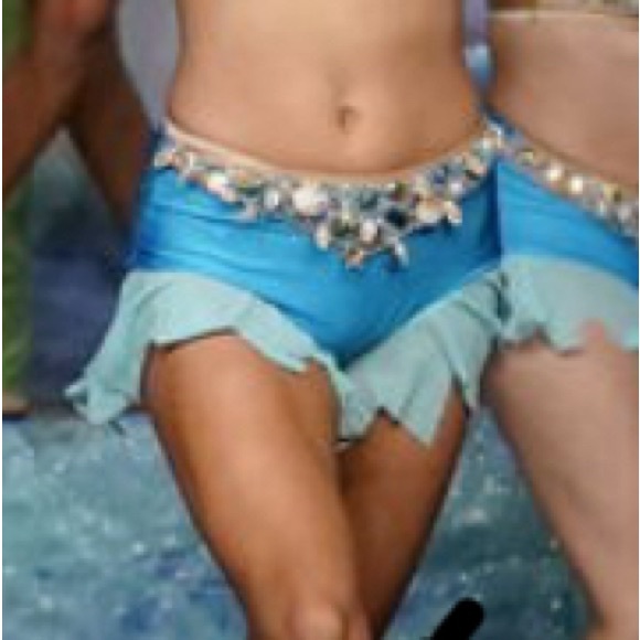 Custom Glamour Costume - Picture 7 of 9